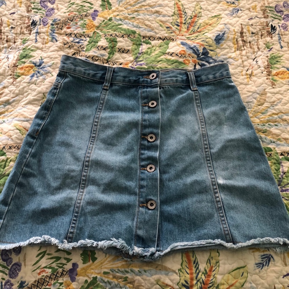 denim skirt